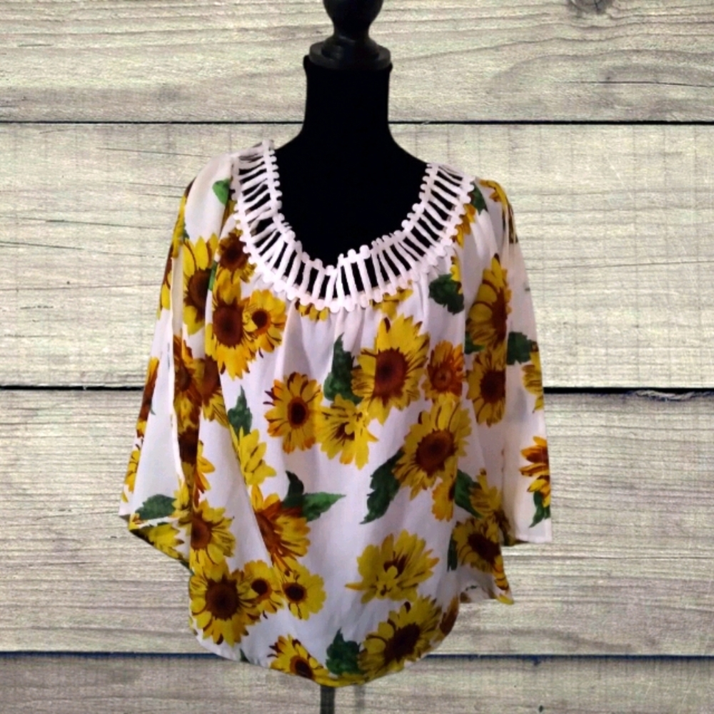 Size medium cute sunflower blouse